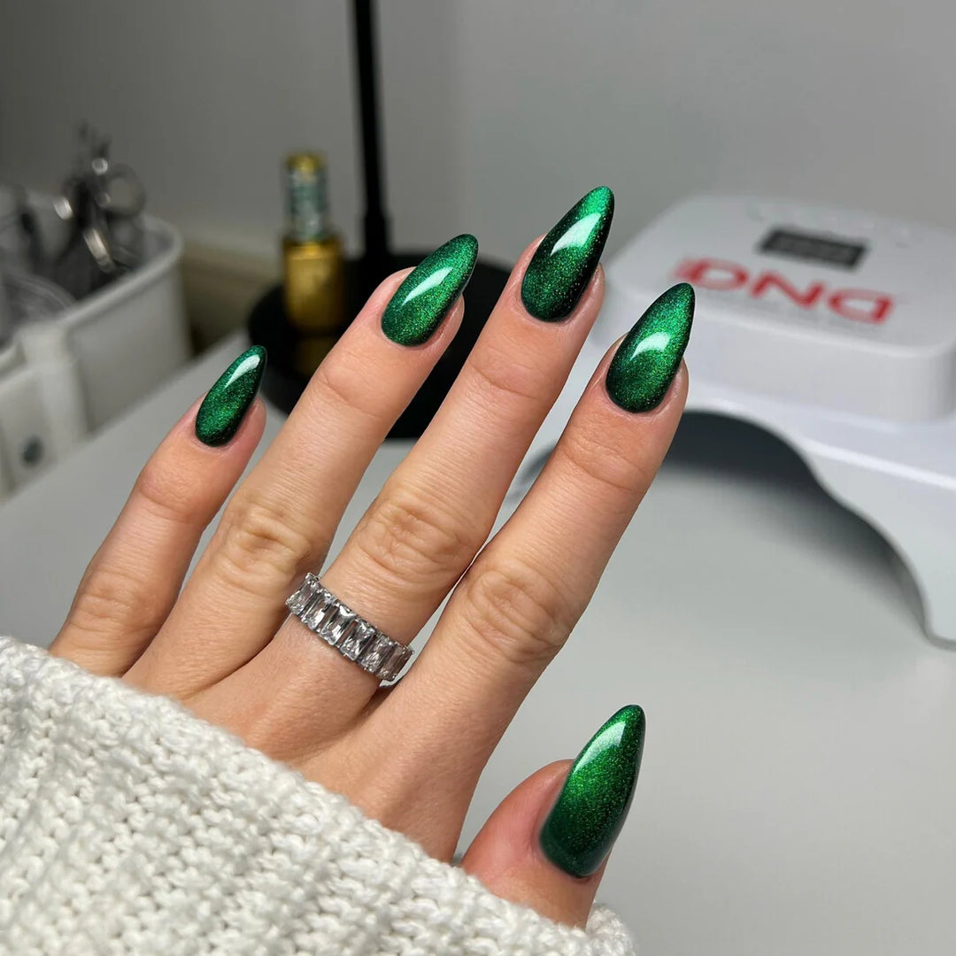 DND 9D Cateye Magnetic Gel Polish - Galaxy Effect - (05)