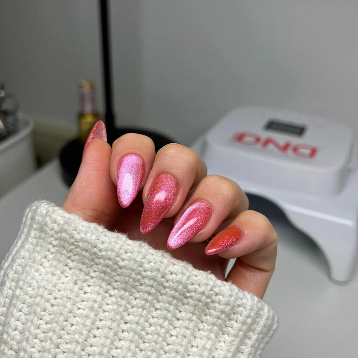 DND 9D Cateye Magnetic Gel Polish - Galaxy Effect - (13)