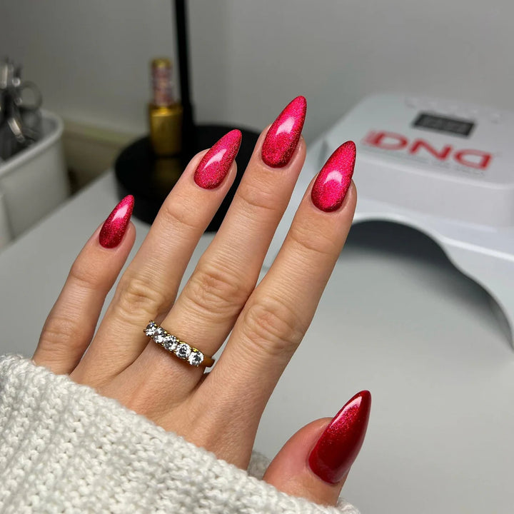 DND 9D Cateye Magnetic Gel Polish - Galaxy Effect - (17)