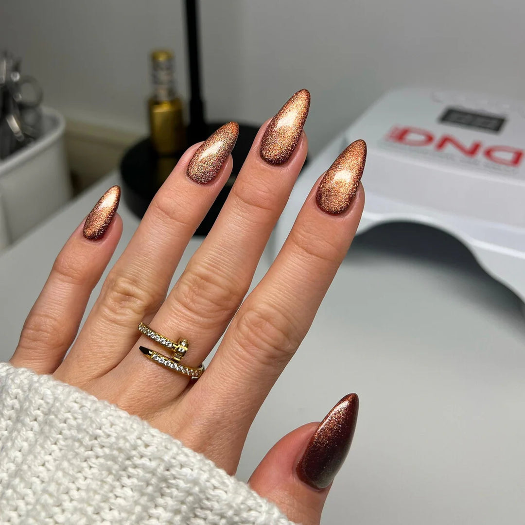 DND 9D Cateye Magnetic Gel Polish - Galaxy Effect - (18)
