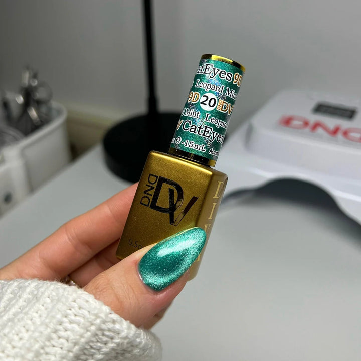 DND 9D Cateye Magnetic Gel Polish - Galaxy Effect - (20)