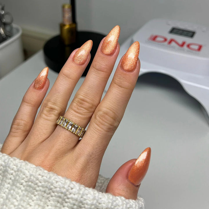 DND 9D Cateye Magnetic Gel Polish - Galaxy Effect - (21)
