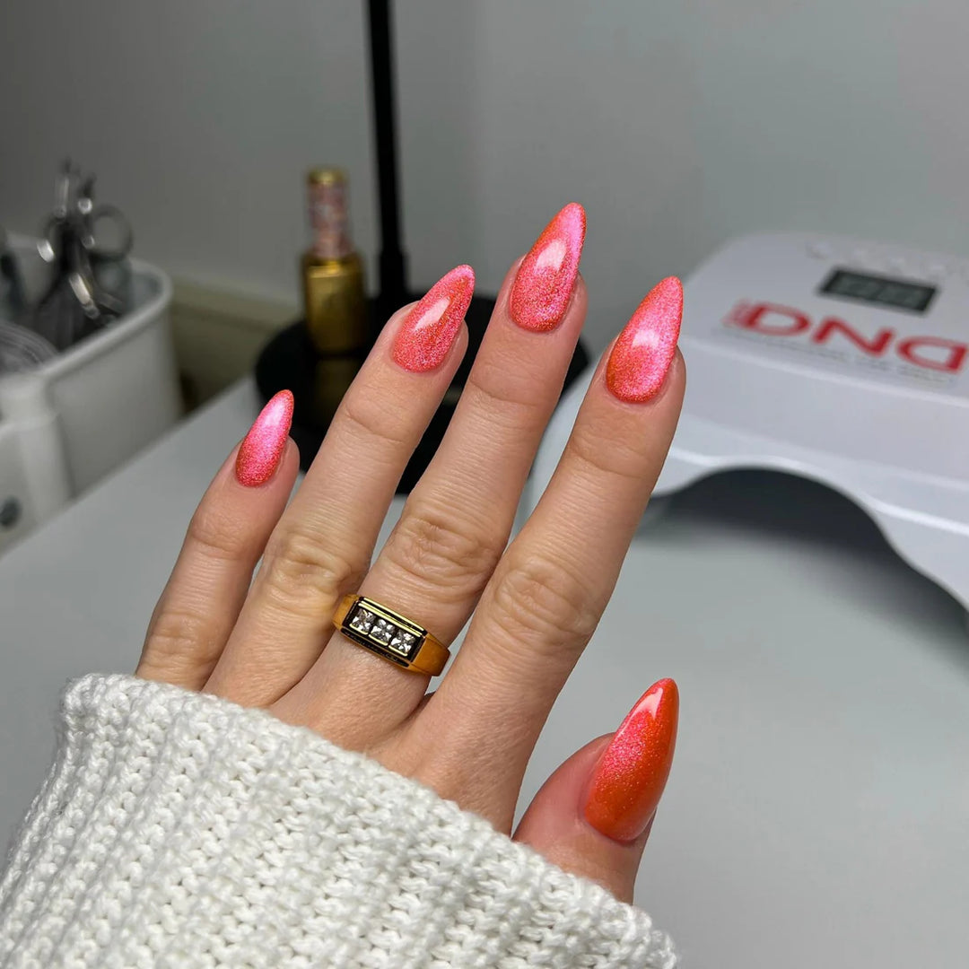 DND 9D Cateye Magnetic Gel Polish - Galaxy Effect - (22)