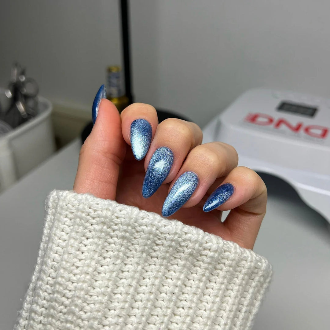 DND 9D Cateye Magnetic Gel Polish - Galaxy Effect - (23)