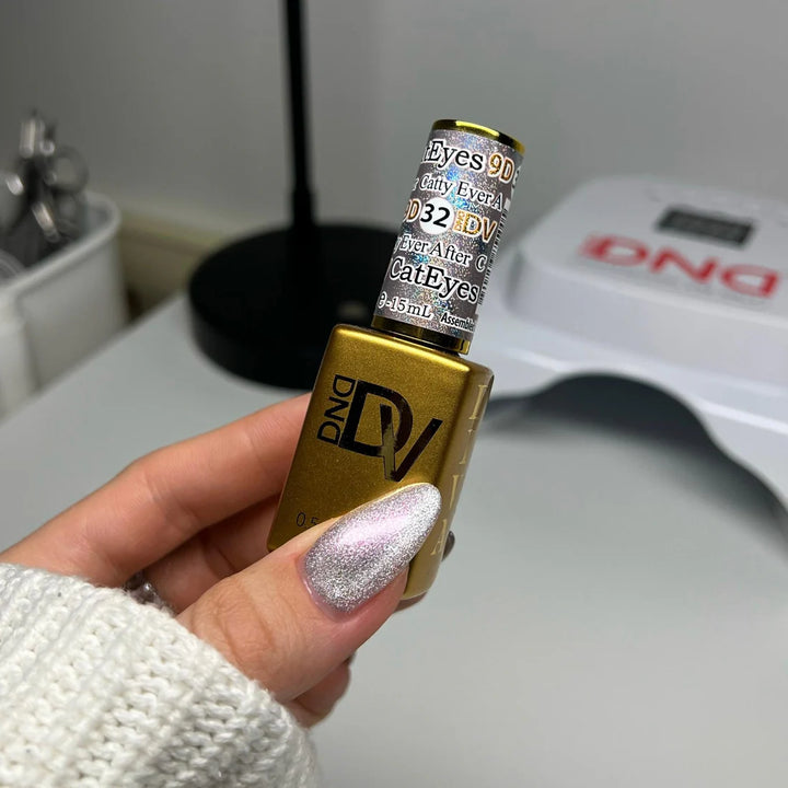 DND 9D Cateye Magnetic Gel Polish - Galaxy Effect - (32)