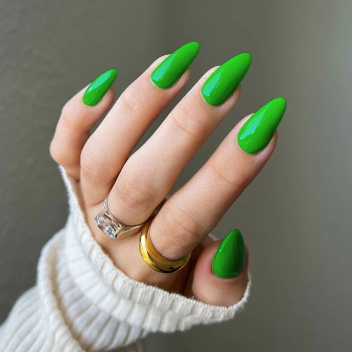 DND DIVA - #192 Lawn Green