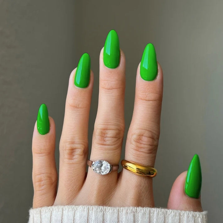 DND DIVA - #192 Lawn Green