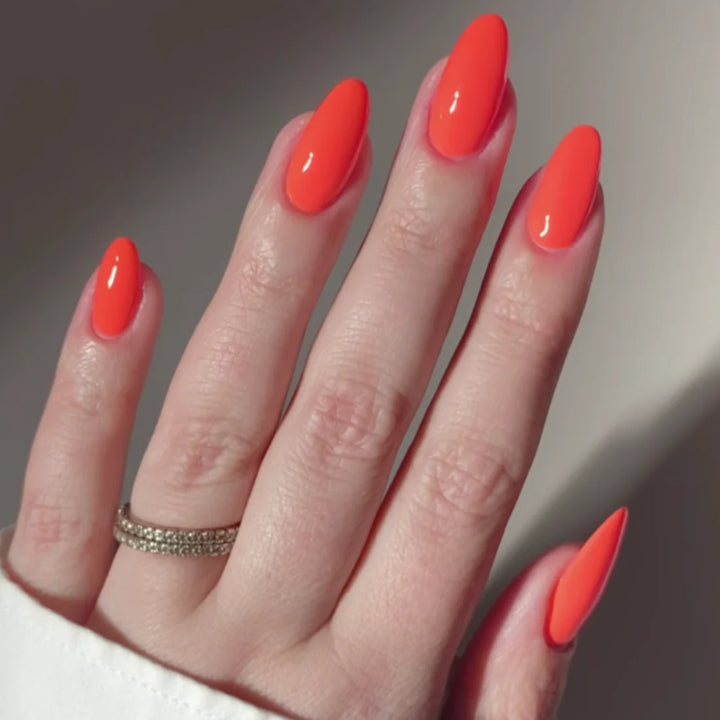 DND DIVA - #210 Sunkissed Coral